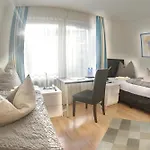 Merlin Garni Hotel Kolonia