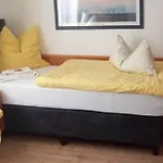 Merlin Garni Hotel 3*