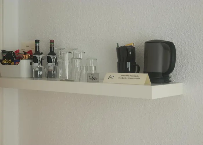 Merlin Garni Colónia