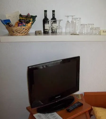 호텔 Merlin Garni 3*